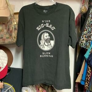 CLEARANCE SALE!!! 2243. Zig-Zag XL T-Shirt